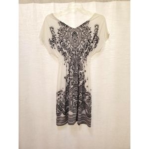 White Black Paisley Print Butterfly Sleeve Dress